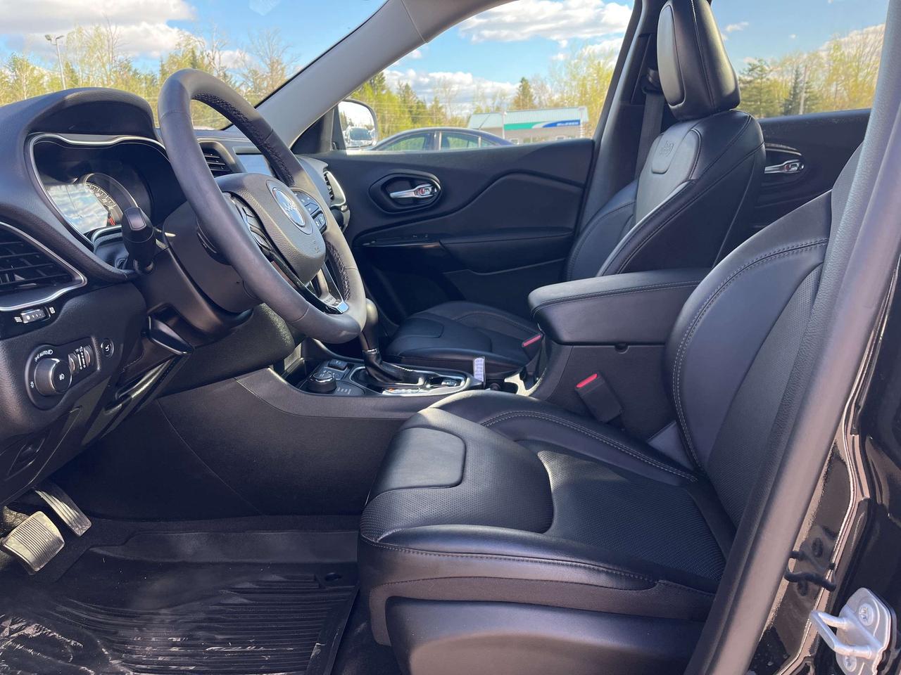 2023 Jeep Cherokee Altitude - Pano Sunroof - Adaptive Cruise Photo