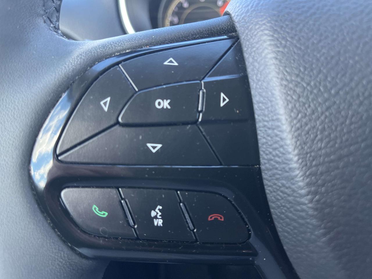 2023 Jeep Cherokee Altitude - Pano Sunroof - Adaptive Cruise Photo