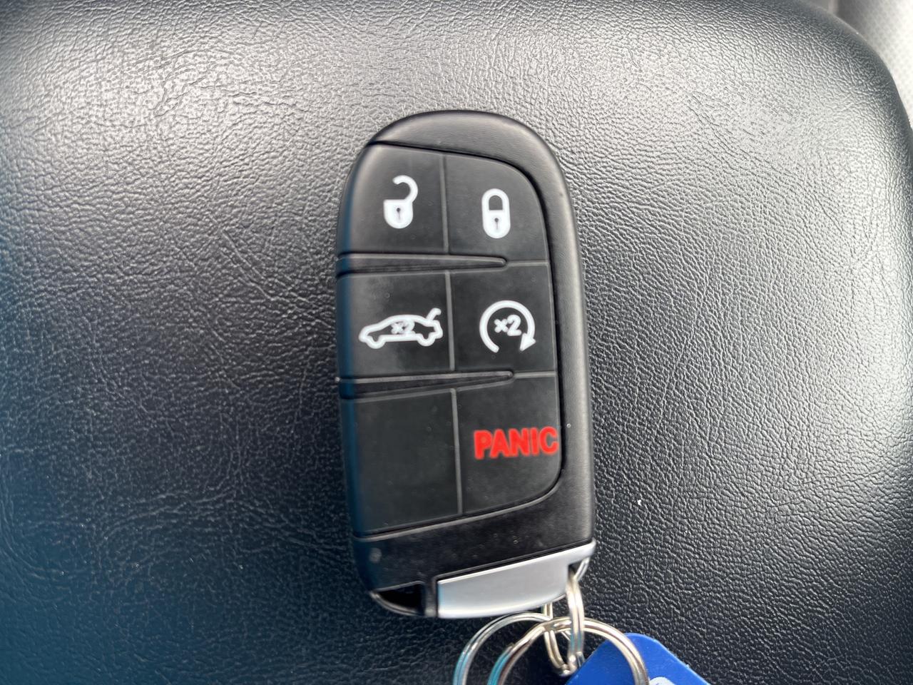 2023 Dodge Charger SXT - Sunroof - Nav AWD Photo