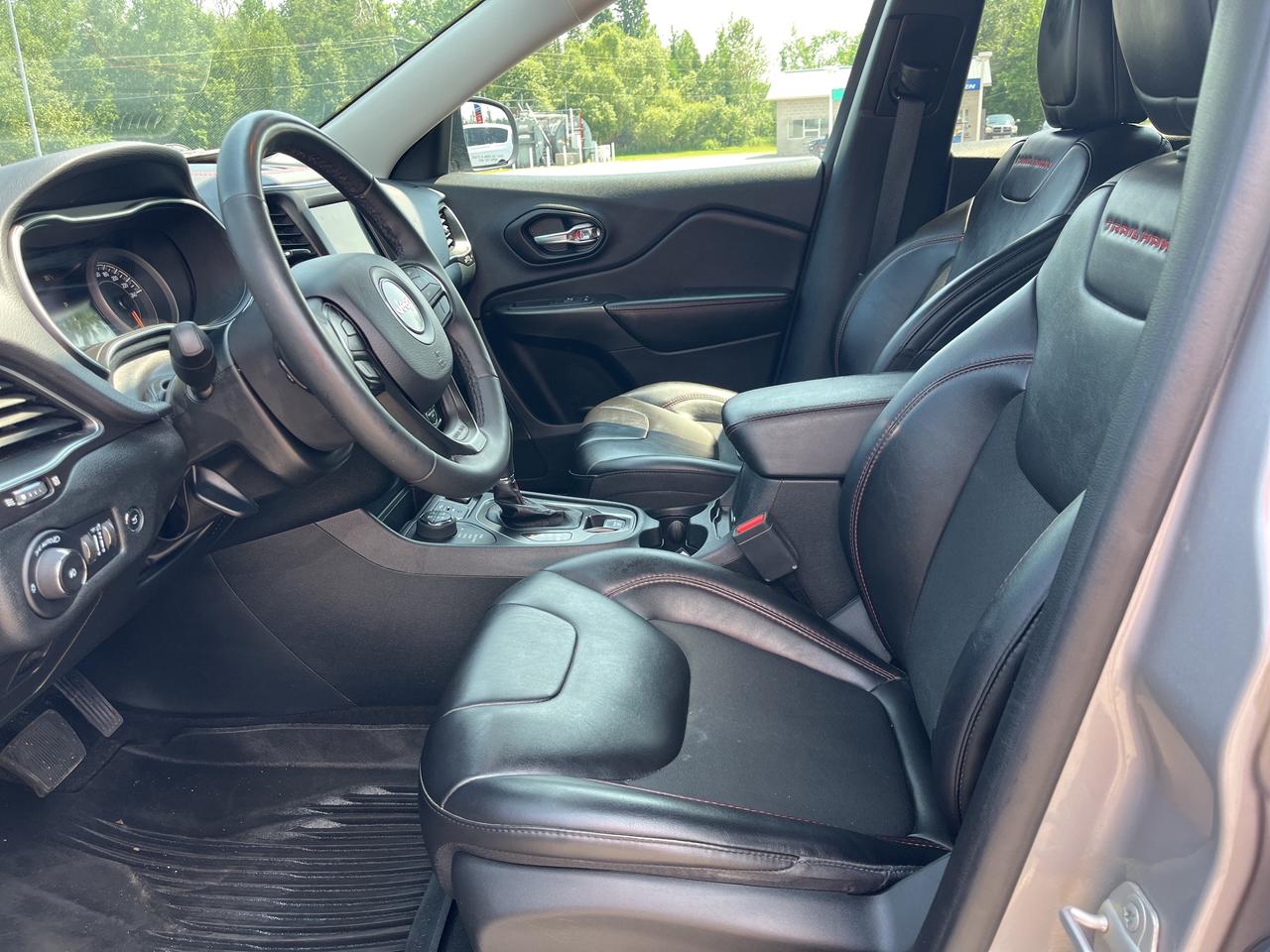 2022 Jeep Cherokee Trailhawk - Htd Seats/Wheel - Tow Pkg Photo