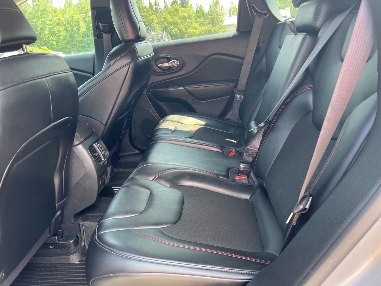 2022 Jeep Cherokee Trailhawk - Htd Seats/Wheel - Tow Pkg Photo