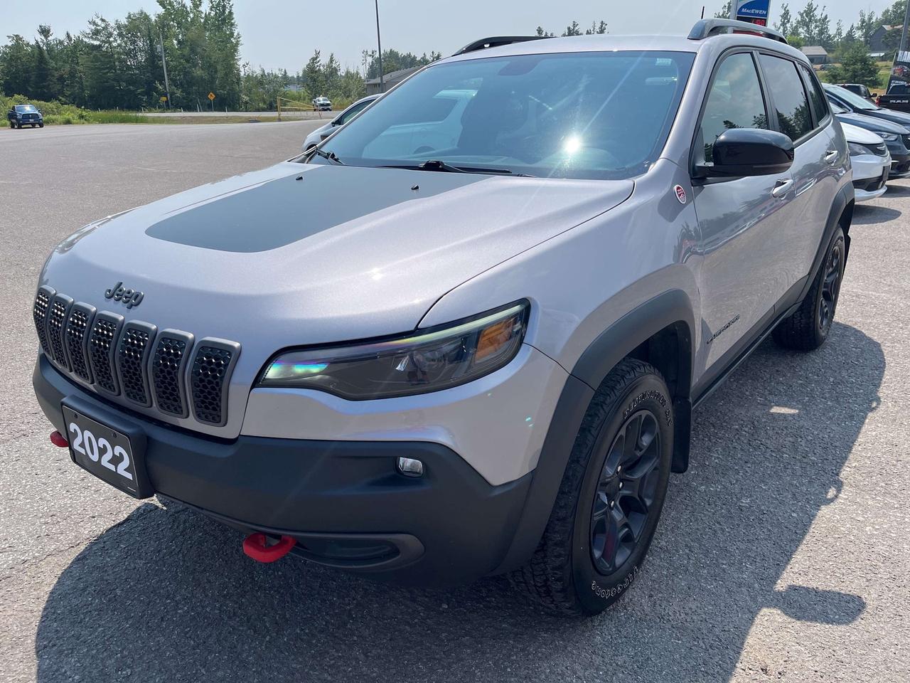 2022 Jeep Cherokee Trailhawk - Htd Seats/Wheel - Tow Pkg Photo
