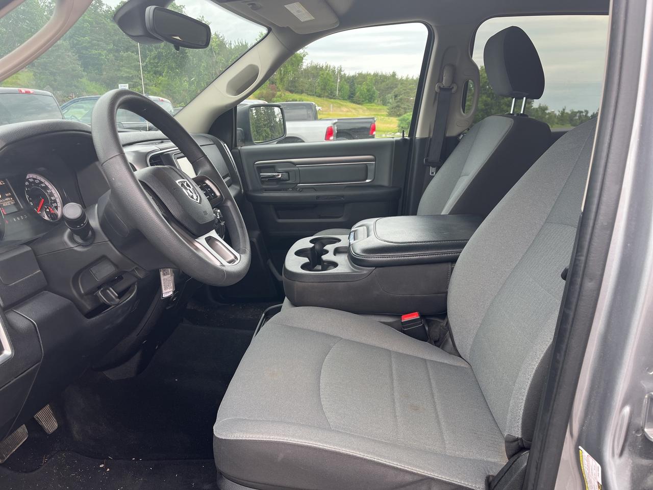 2023 RAM 1500 Classic SLT - 8 Speed - Bluetooth Photo