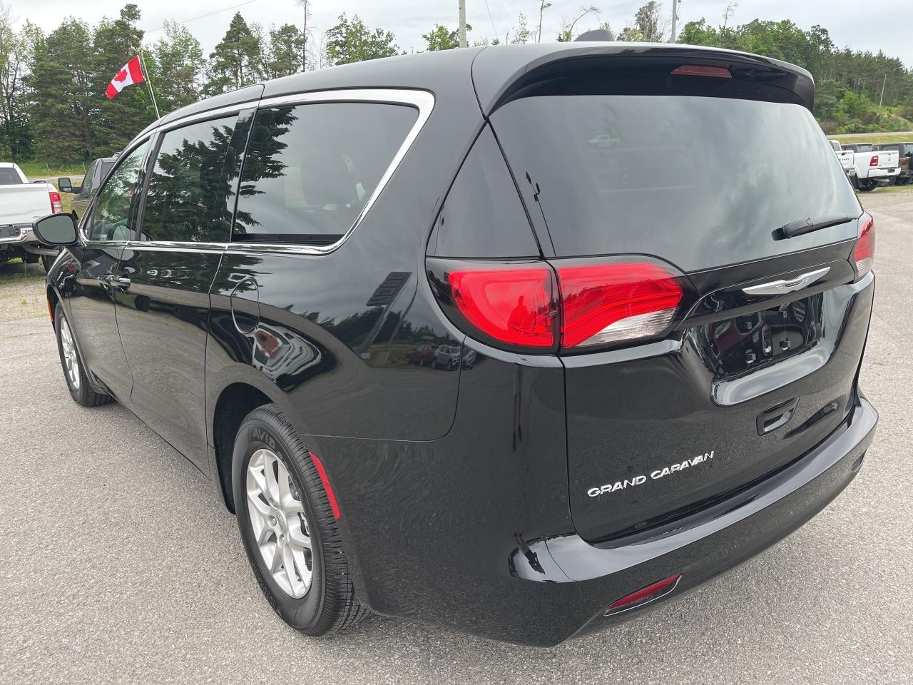 2024 Chrysler Grand Caravan SXT - Htd Seats/Wheel - Remote Start Photo