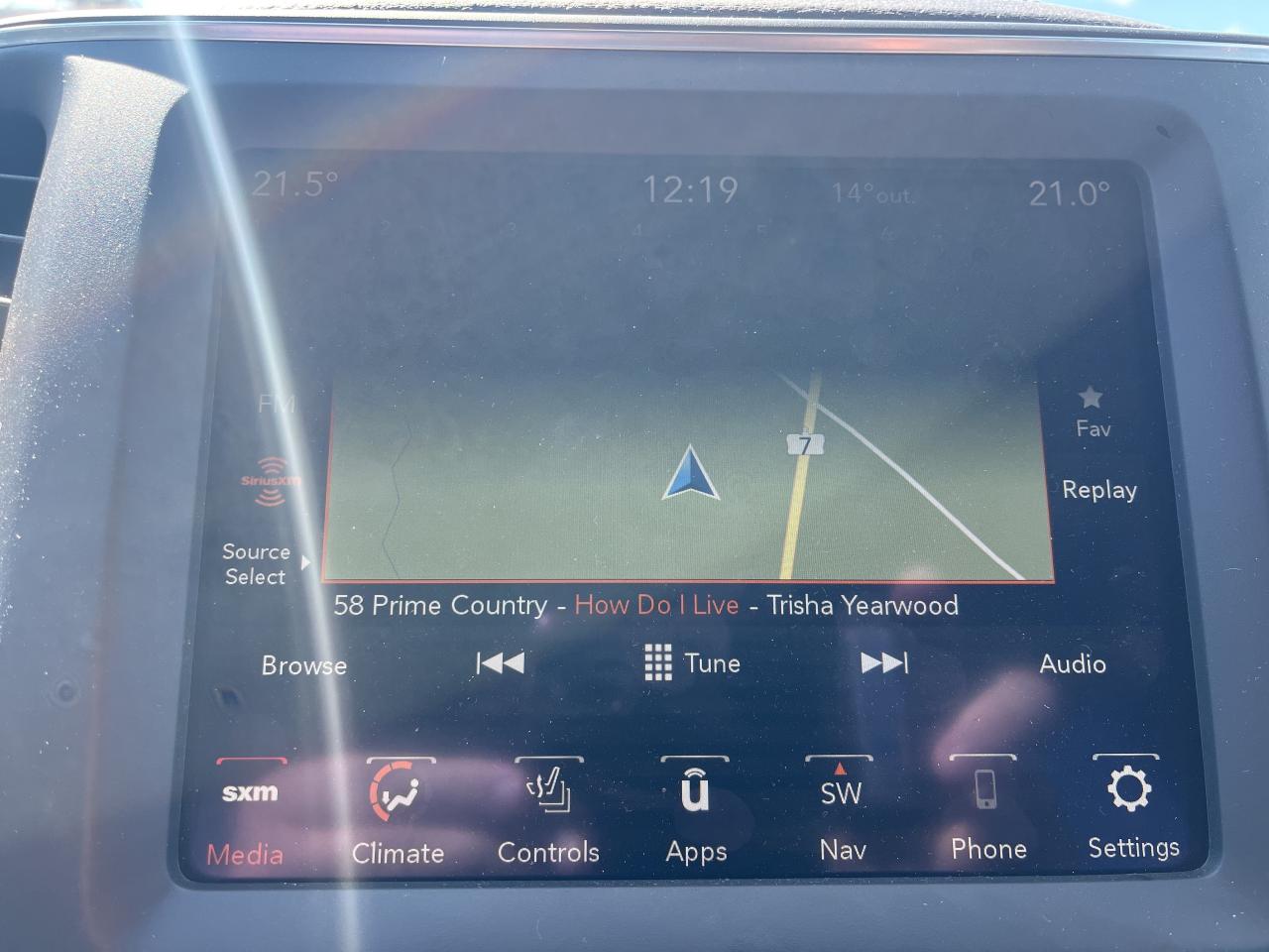 2023 Jeep Cherokee Altitude - Pano Sunroof - Safety/Tech Grp Photo