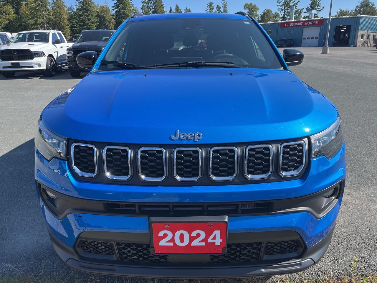 2024 Jeep Compass North - Nav - Htd Seats/Wheel Photo