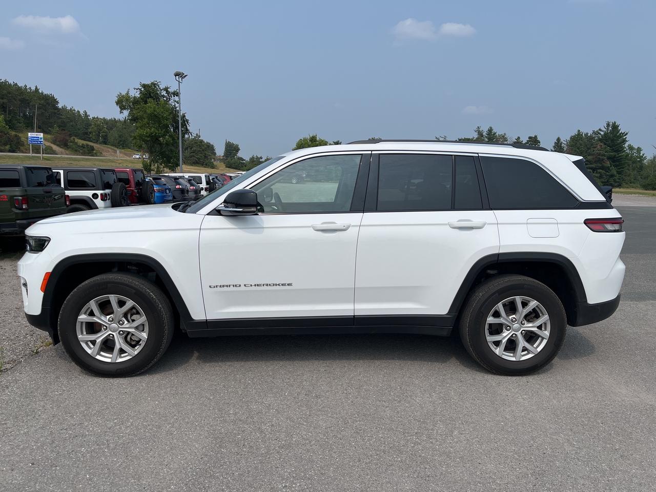 2023 Jeep Grand Cherokee Limited - Htd Leather/Wheel - Adaptive Cruise Photo