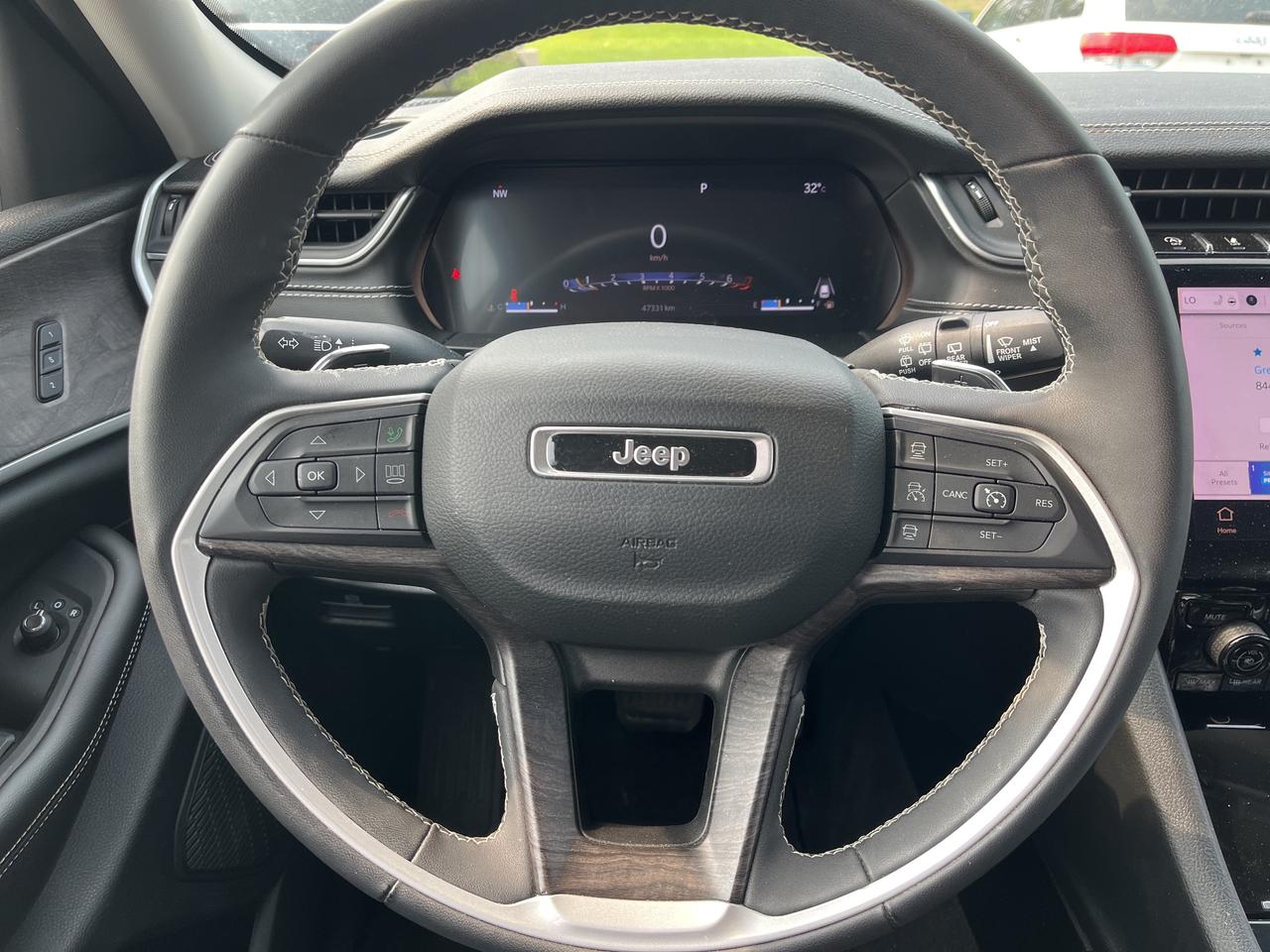 2023 Jeep Grand Cherokee Limited - Htd Leather/Wheel - Adaptive Cruise Photo