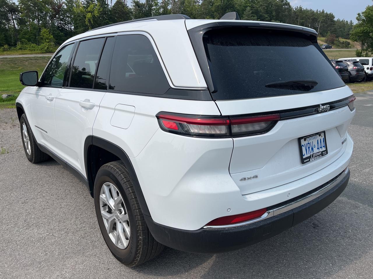 2023 Jeep Grand Cherokee Limited - Htd Leather/Wheel - Adaptive Cruise Photo