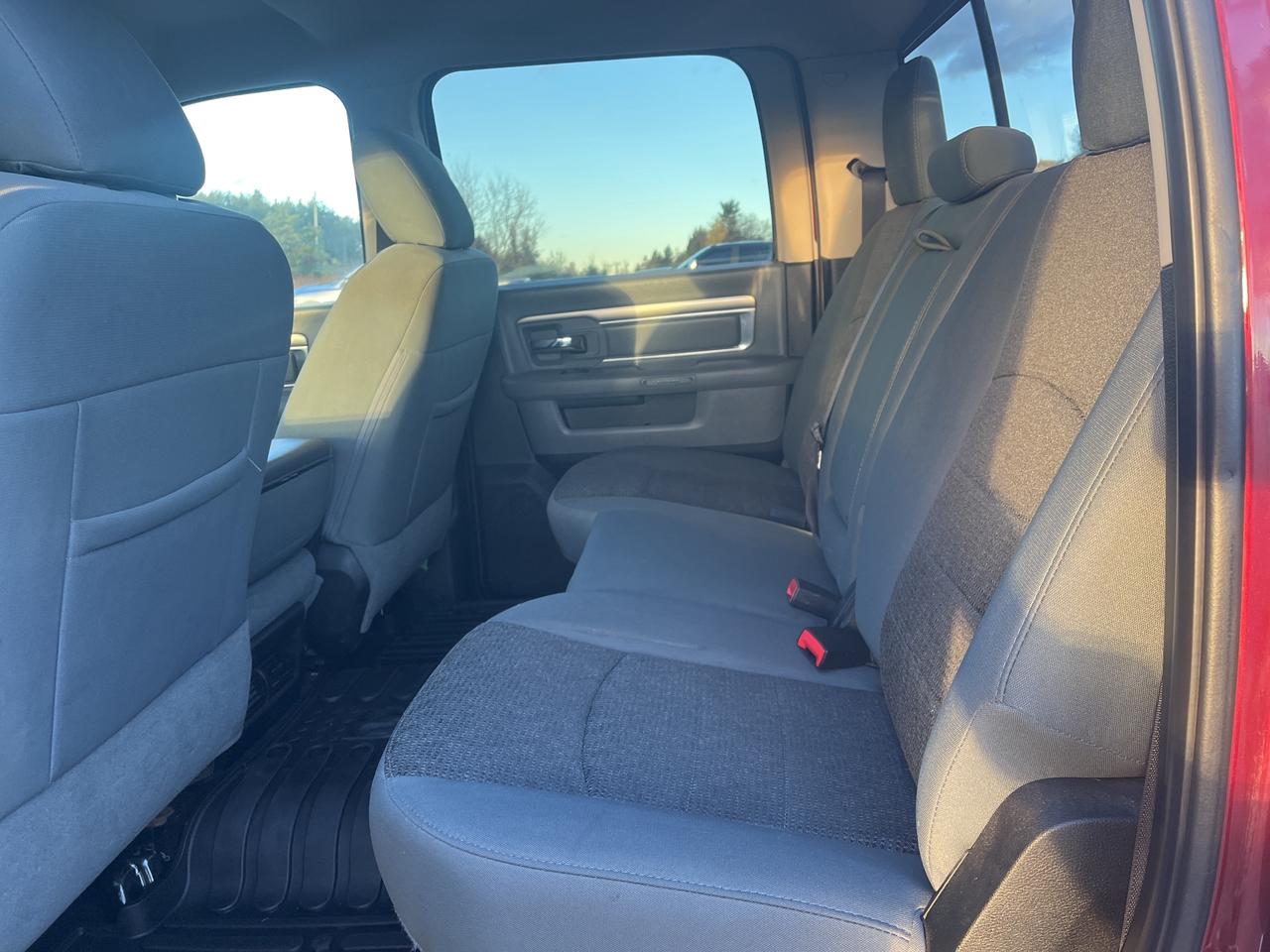 2018 RAM 2500 SLT - Htd Seats/Wheel - Tow Pkg Photo