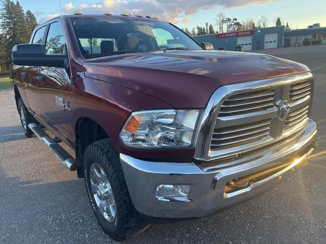 2018 RAM 2500 SLT - Htd Seats/Wheel - Tow Pkg Photo