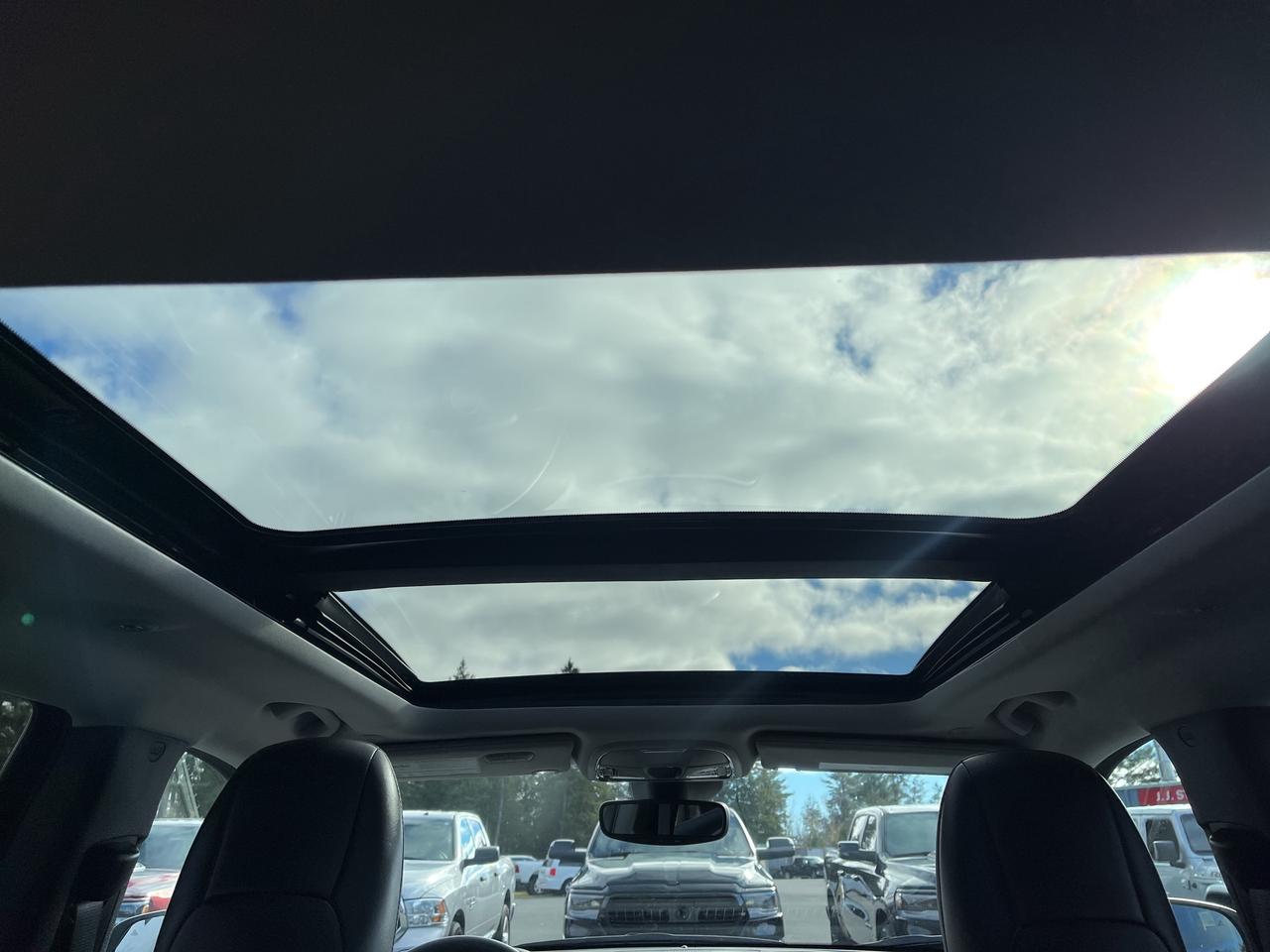 2022 Jeep Cherokee Limited - Pano Sunroof - Htd Leather/Wheel Photo