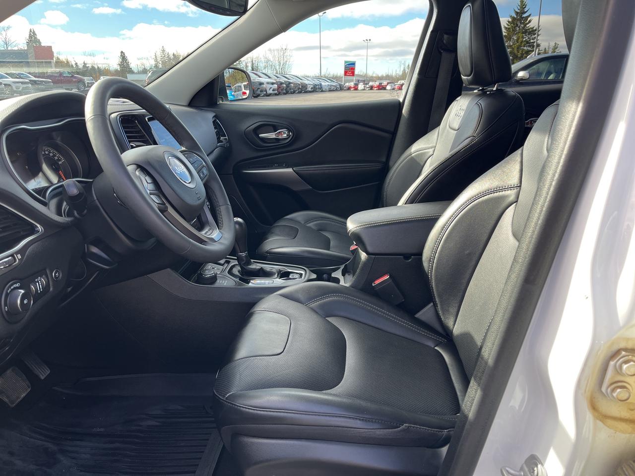 2022 Jeep Cherokee Limited - Pano Sunroof - Htd Leather/Wheel Photo2
