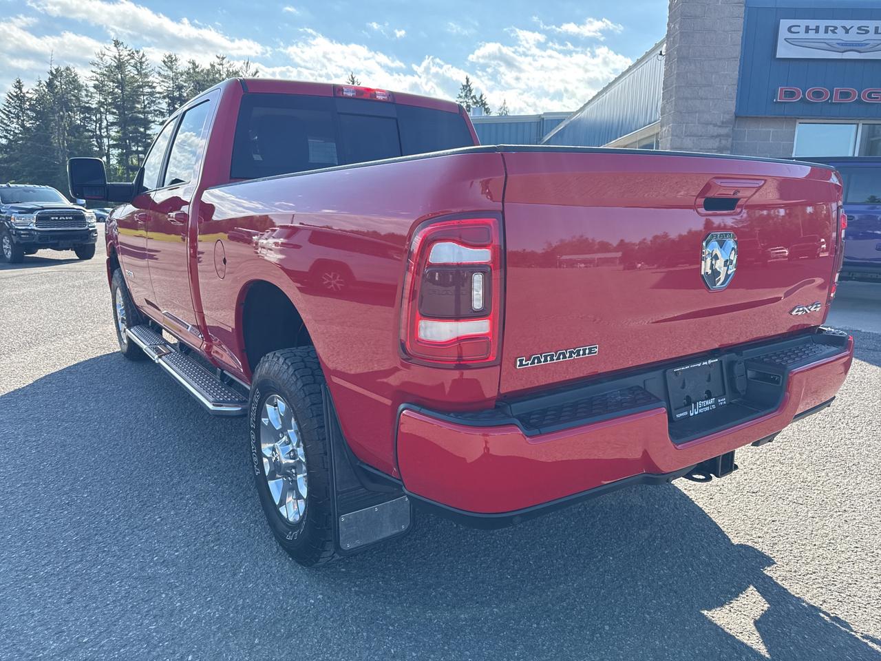 2023 RAM 2500 Laramie - Htd/Vtd Leather - Tow Pkg Photo
