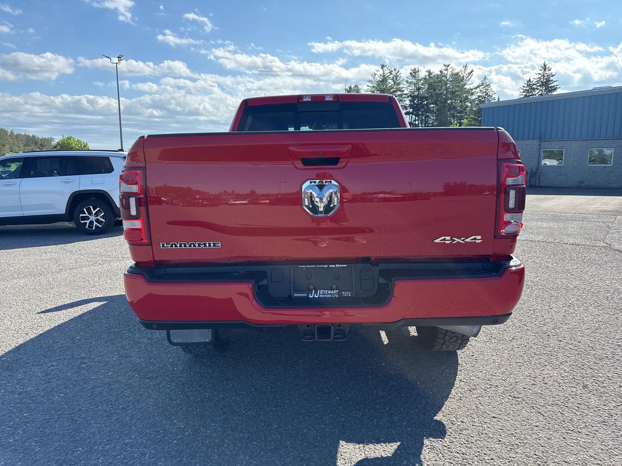 2023 RAM 2500 Laramie - Htd/Vtd Leather - Tow Pkg Photo