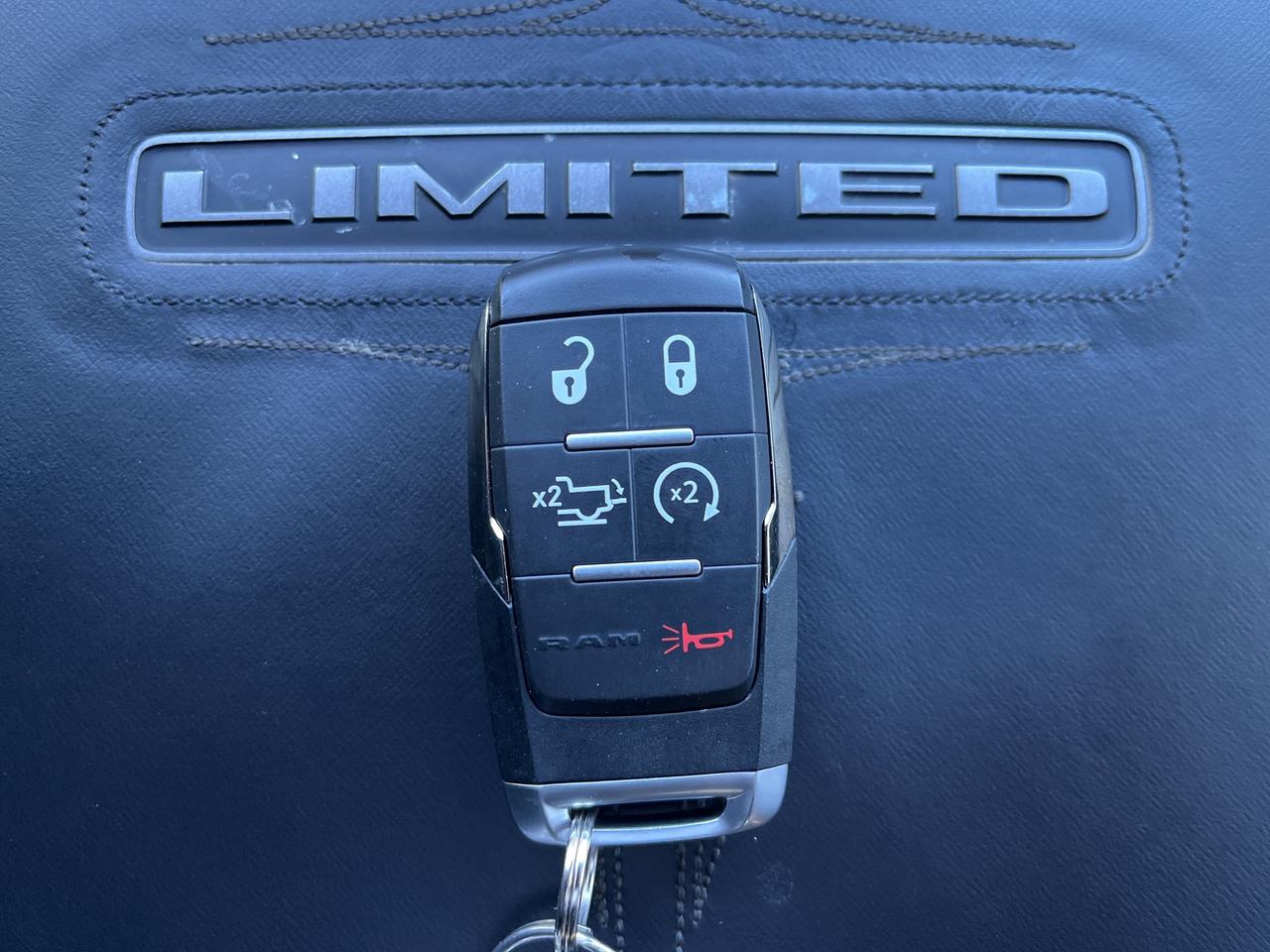 2023 RAM 3500 Limited - Sunroof - Tow Pkg Photo