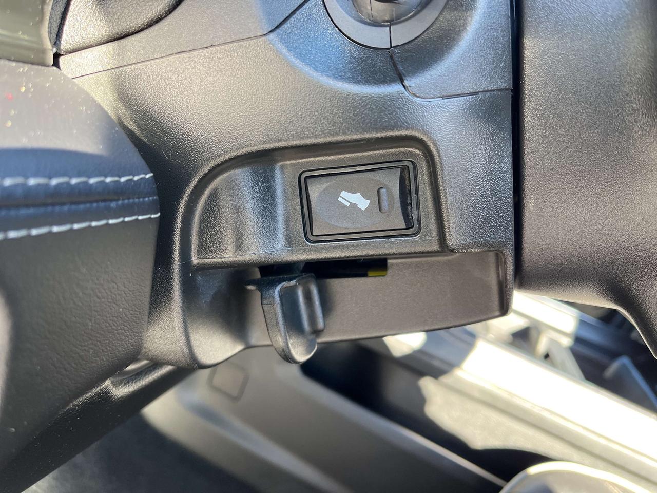 2023 RAM 3500 Limited - Sunroof - Tow Pkg Photo