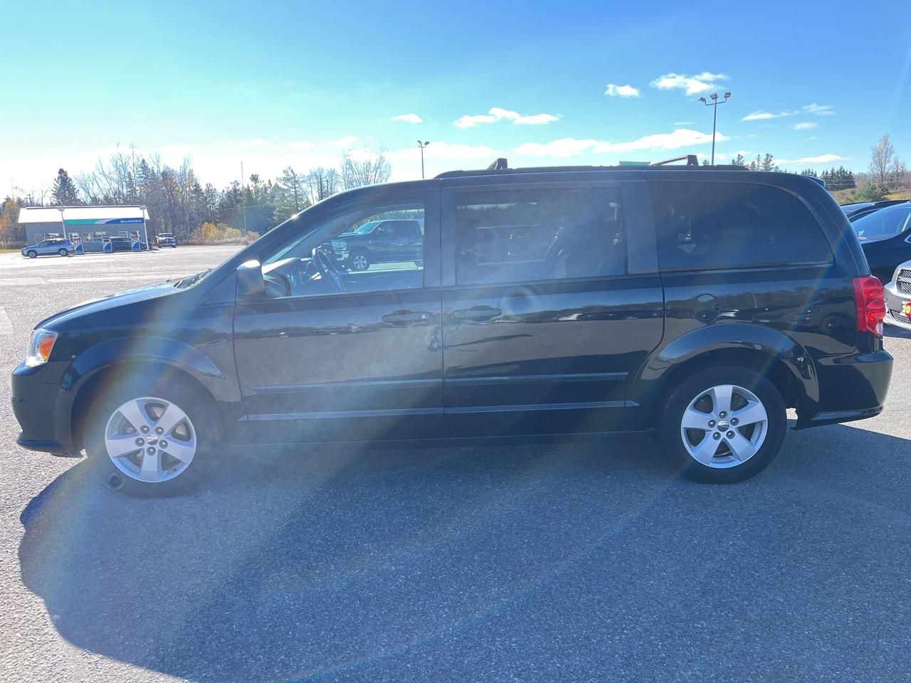 2016 Dodge Grand Caravan Canada Value Package - Power Rear Windows - Cruise Photo