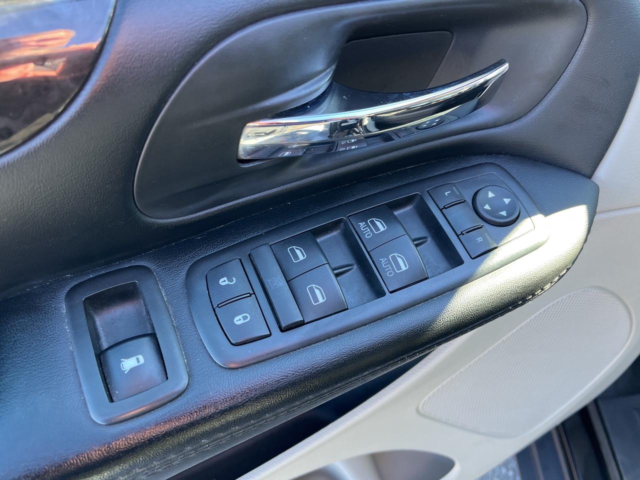 2016 Dodge Grand Caravan Canada Value Package - Power Rear Windows - Cruise Photo