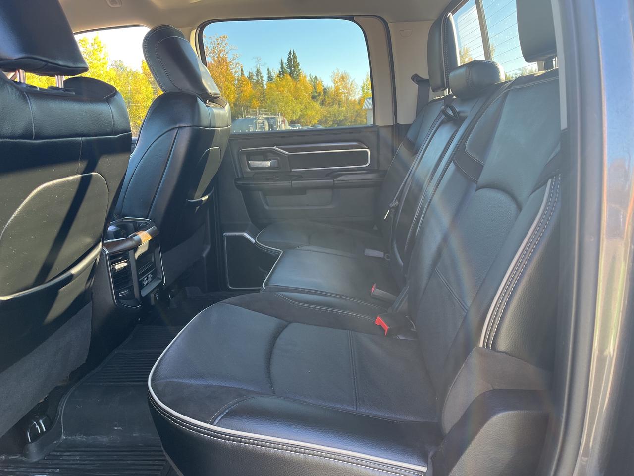 2024 RAM 3500 Laramie - Htd/Vtd Leather - Tow Pkg Photo