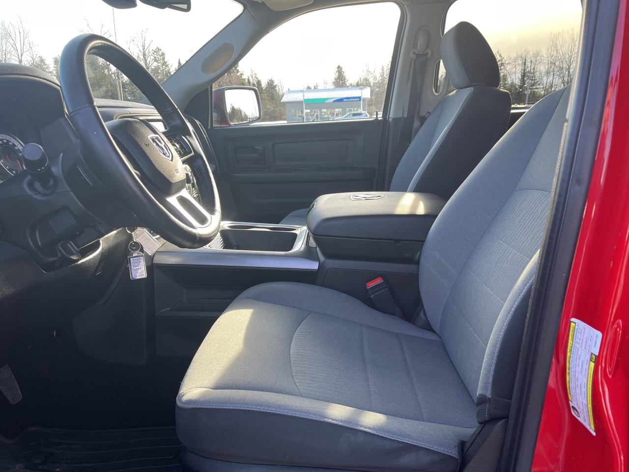 2023 RAM 1500 Classic Express - Htd Seats/Wheel - Remote Start Photo2