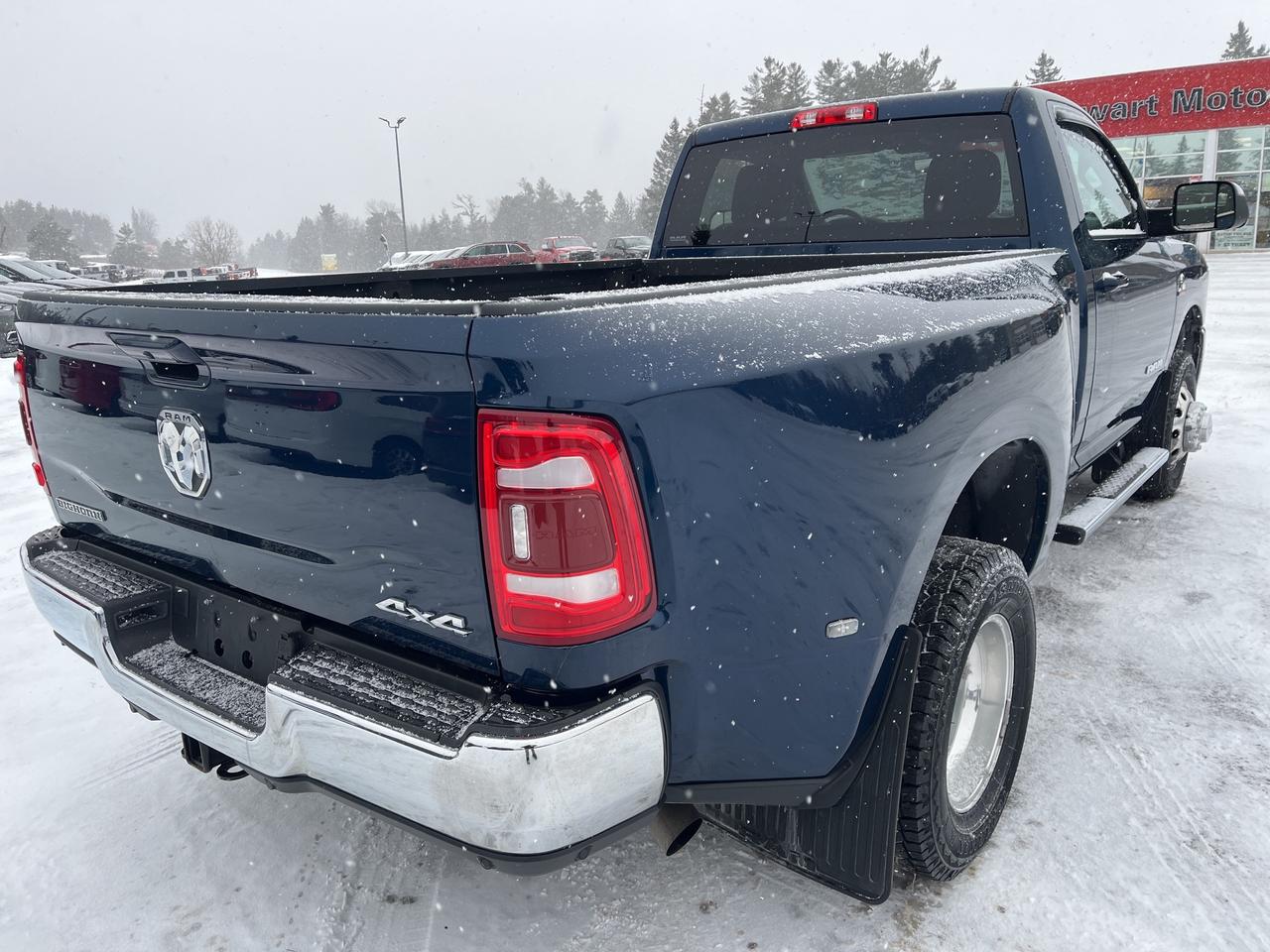 2022 RAM 3500 Big Horn - Htd Seats/Wheel - Aisin Trans Photo