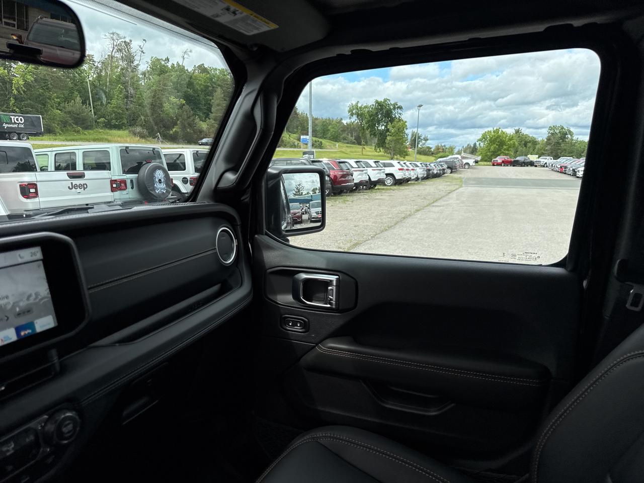 2025 Jeep Wrangler Sahara - Htd Leather/Wheel - Adaptive Cruise Photo
