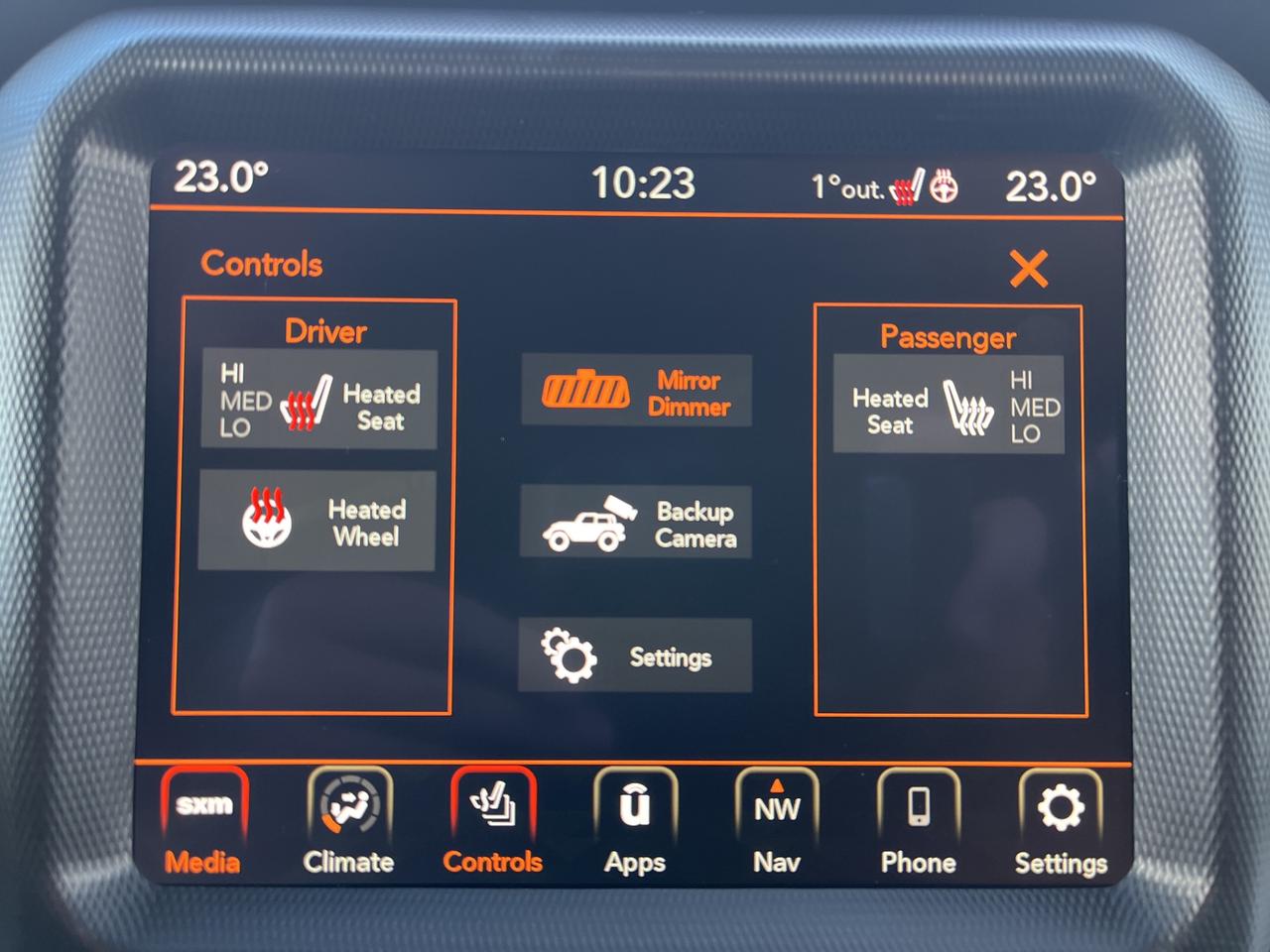 2023 Jeep Wrangler Sahara Altitude - Nav - Htd Leather/Wheel Photo4