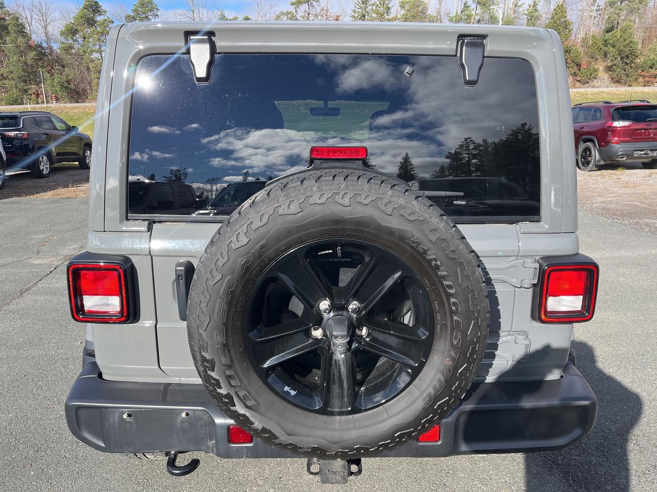 2023 Jeep Wrangler Sahara Altitude - Nav - Htd Leather/Wheel Photo