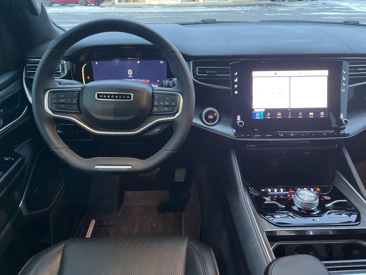 2023 Jeep Wagoneer Series III - Nav - Adaptive Cruise Photo