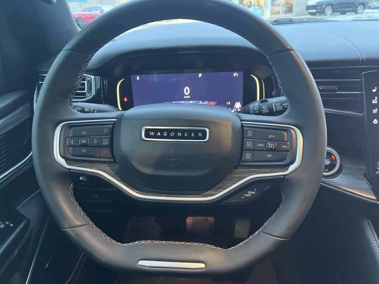 2023 Jeep Wagoneer Series III - Nav - Adaptive Cruise Photo