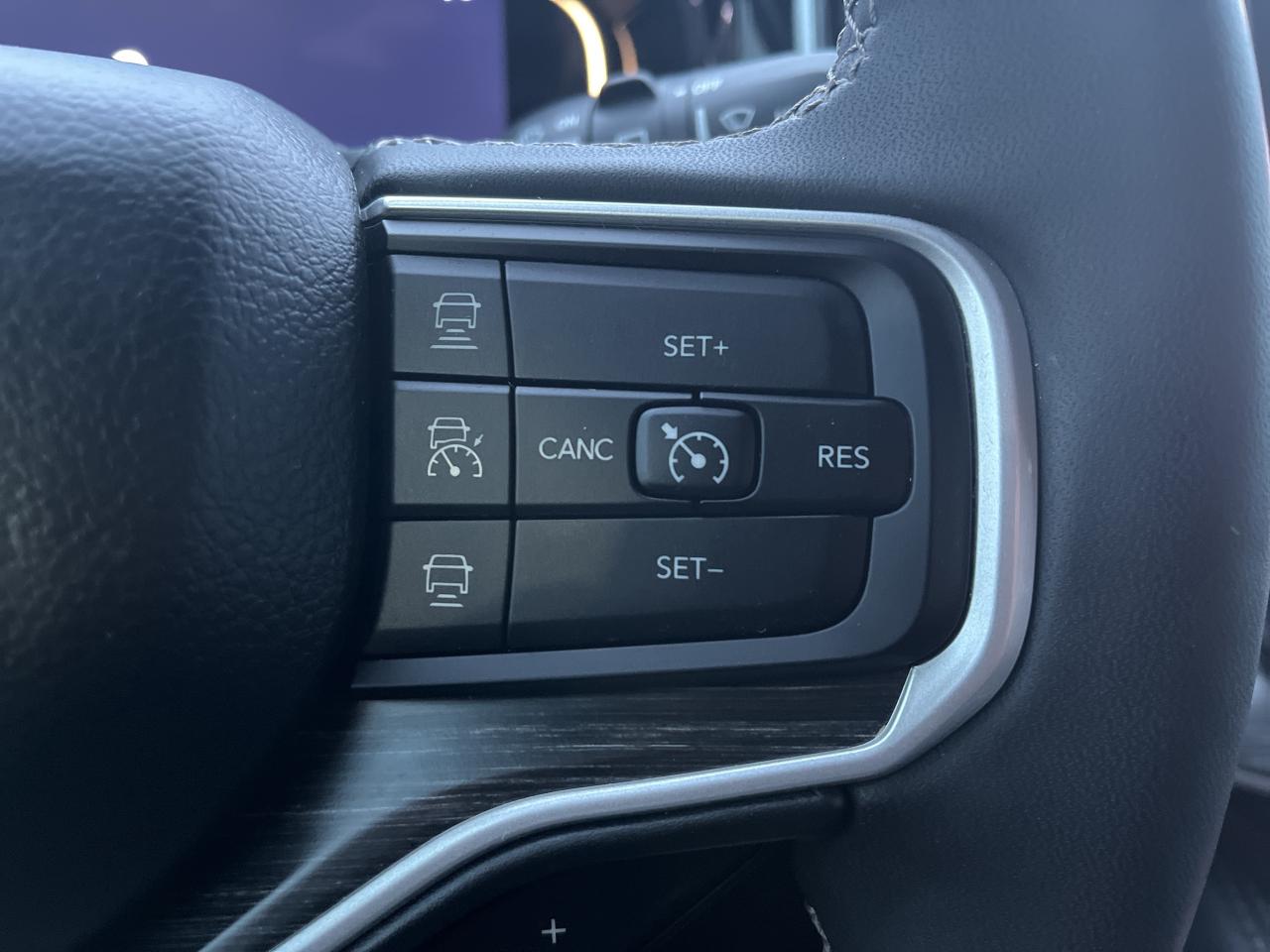 2023 Jeep Wagoneer Series III - Nav - Adaptive Cruise Photo