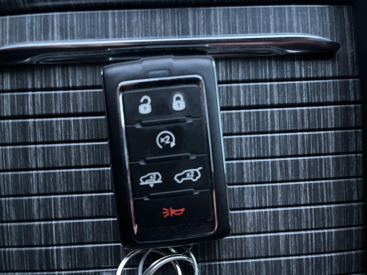 2023 Jeep Wagoneer Series III - Nav - Adaptive Cruise Photo