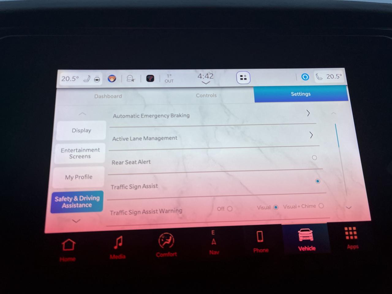 2023 Jeep Wagoneer Series III - Nav - Adaptive Cruise Photo