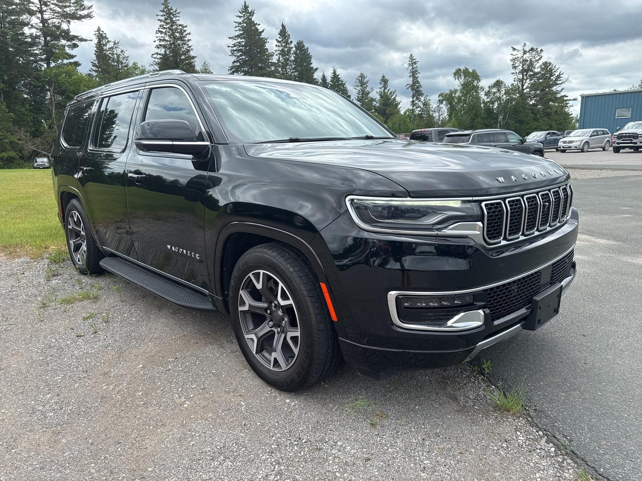 2023 Jeep Wagoneer Series III - Nav - Adaptive Cruise Photo