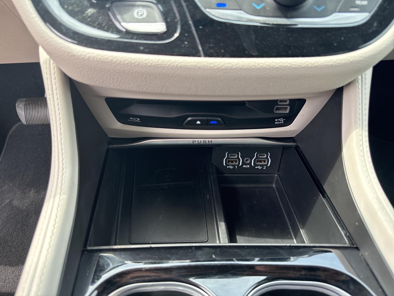 2022 Chrysler Pacifica Limited - Pano Sunroof - Rear Entertainment Photo