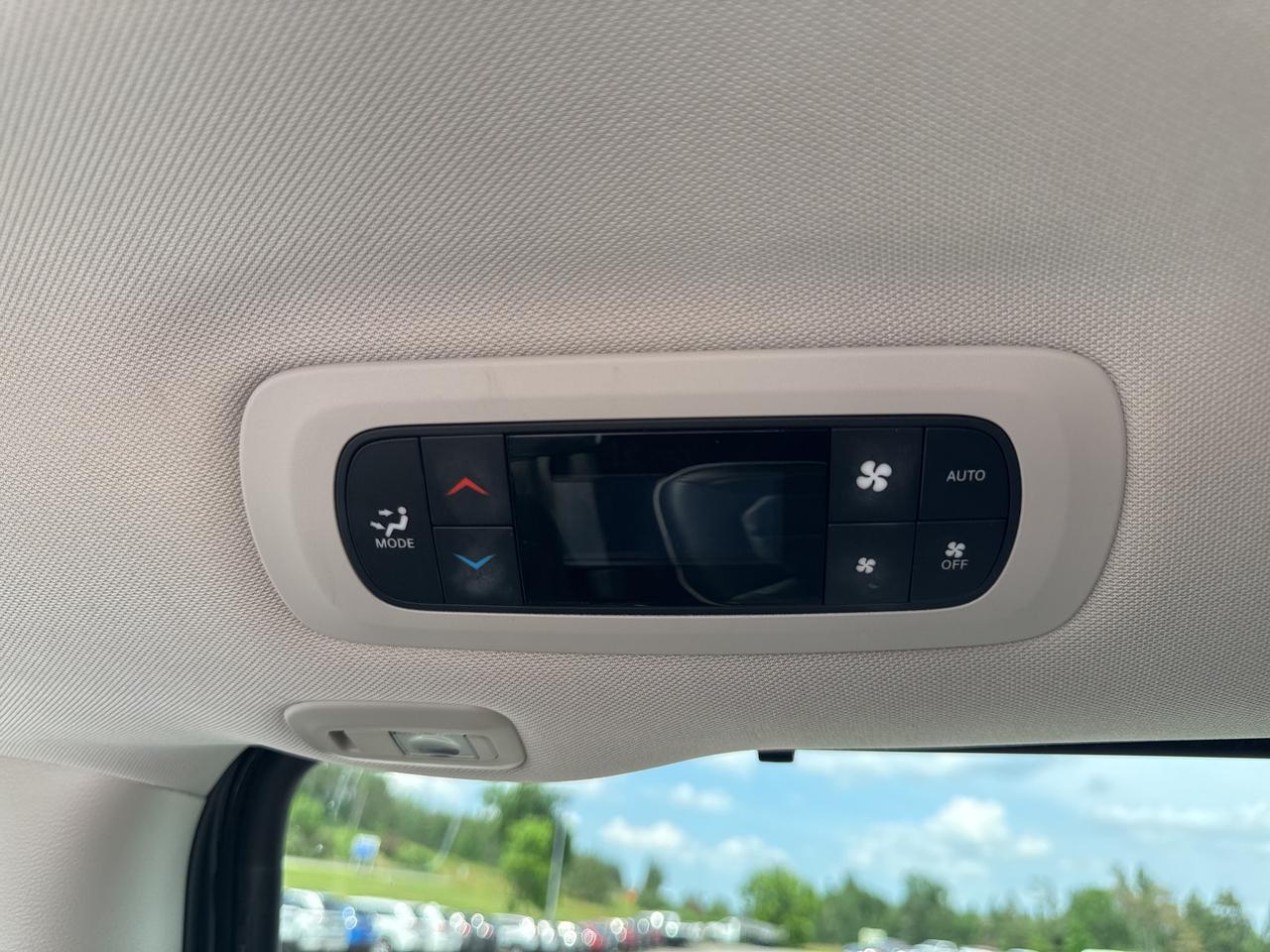 2022 Chrysler Pacifica Limited - Pano Sunroof - Rear Entertainment Photo