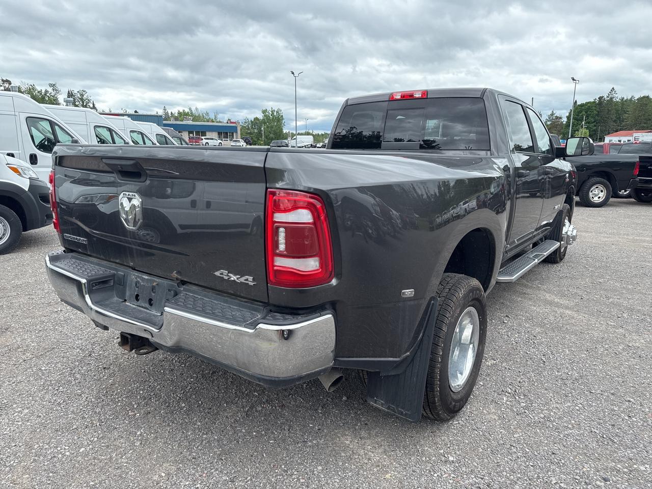 2022 RAM 3500 Big Horn - Htd Seats/Wheel - 5th Whl/Gooseneck Photo