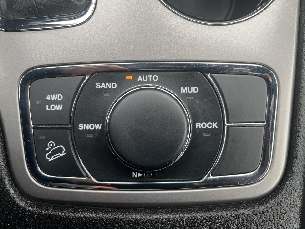 2022 Jeep Grand Cherokee WK Limited - Htd Seats/Wheel - Nav Photo