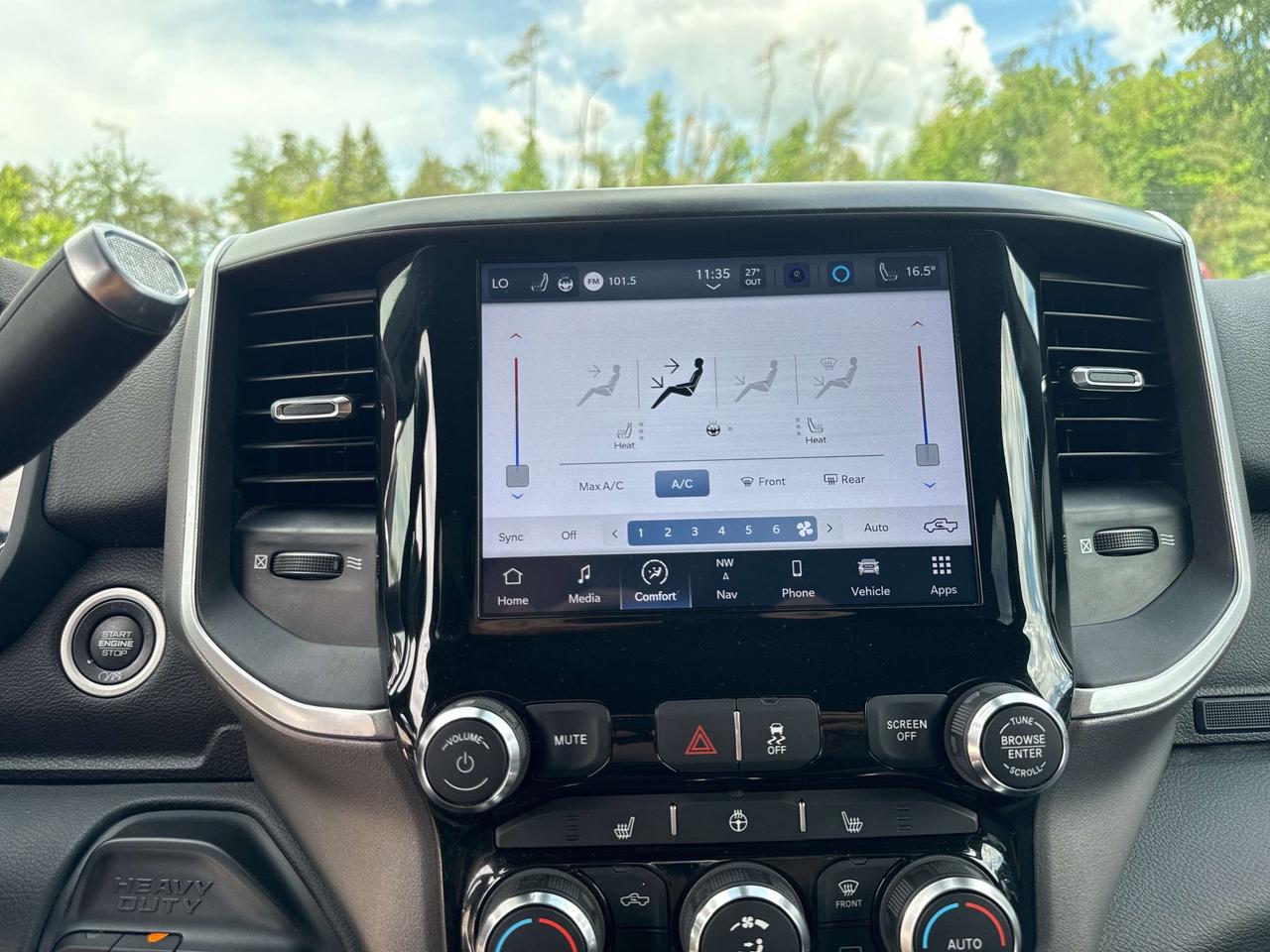 2022 RAM 2500 Big Horn - Htd Seats/Wheel - Nav Photo