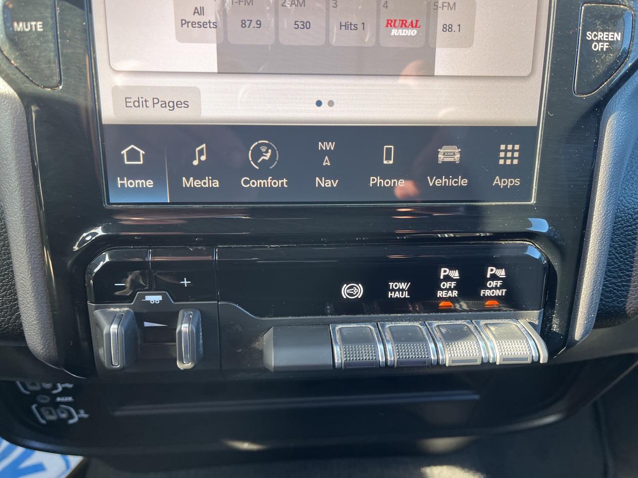 2024 RAM 2500 Big Horn - Htd Seats/Wheel - Tow Pkg Photo