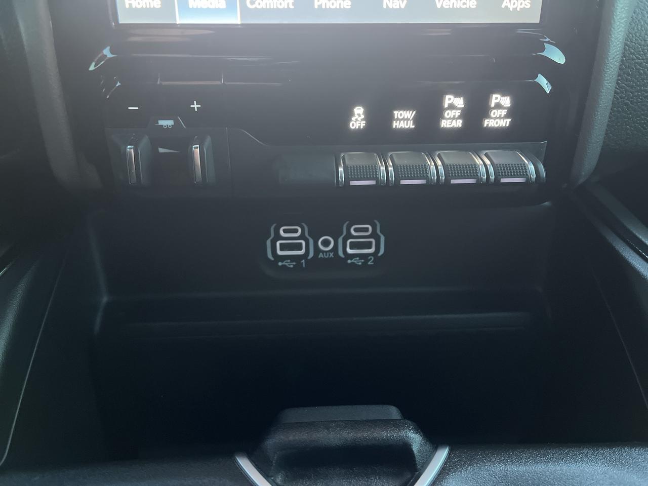 2024 RAM 1500 Sport - Nav - Htd Seats/Wheel Photo