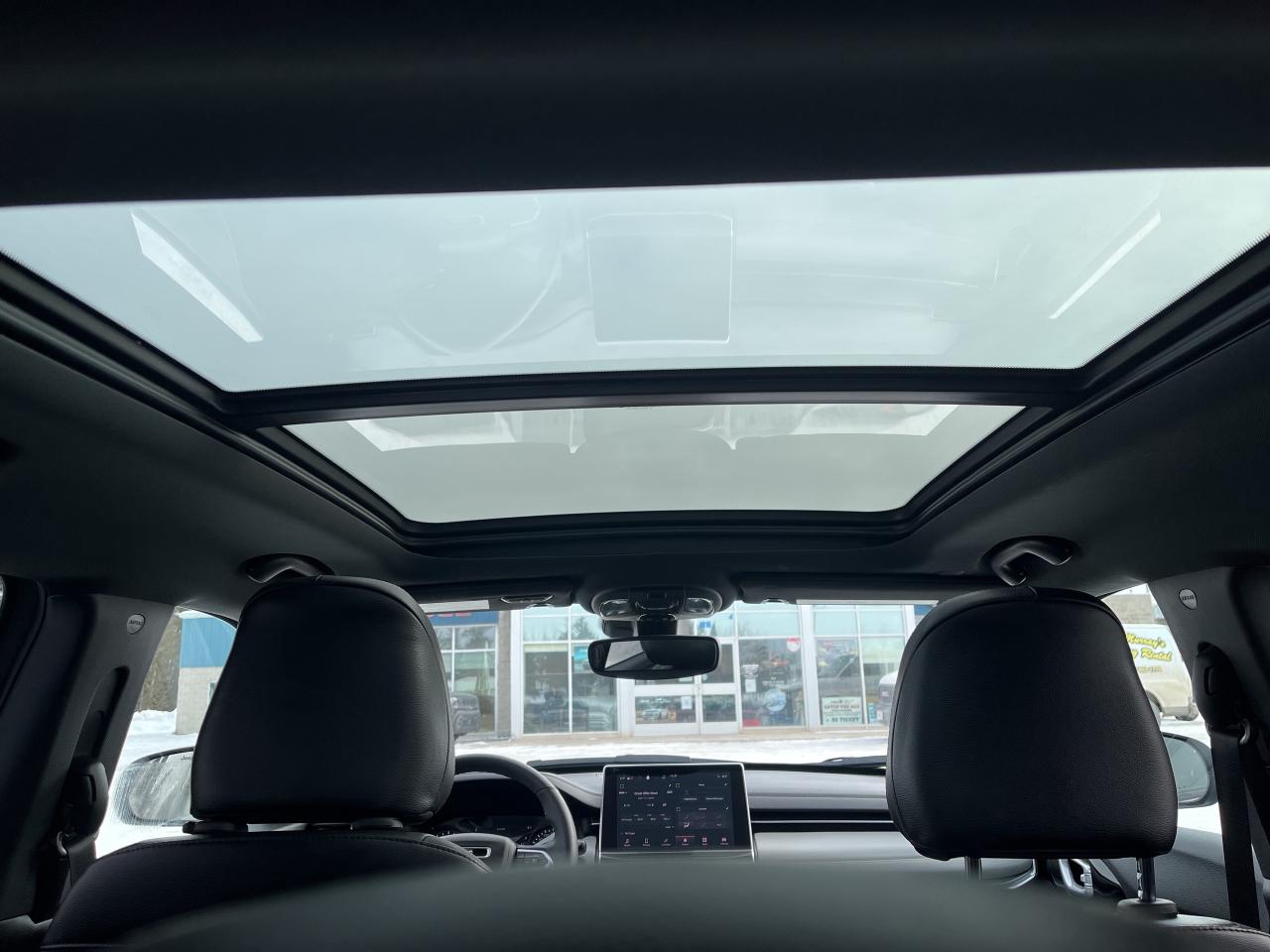 2023 Jeep Compass Limited - Pano Sunroof - Htd Leather/Wheel Photo