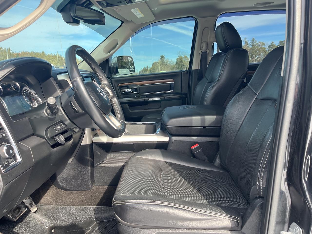2017 RAM 1500 Laramie - Sunroof - Tow Pkg Photo