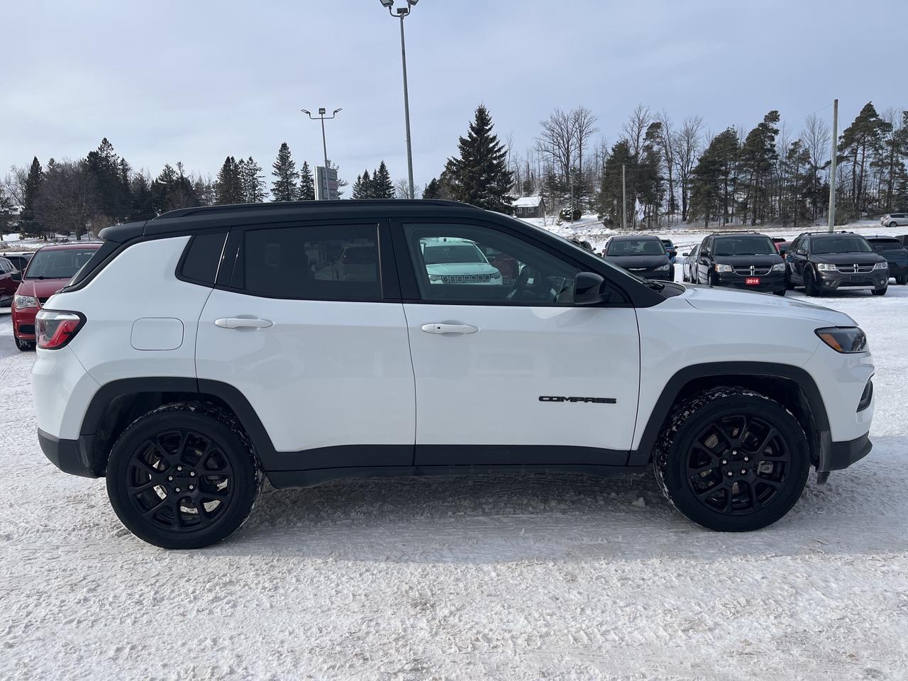 2024 Jeep Compass Altitude - Nav - Lane Departure Warning Photo