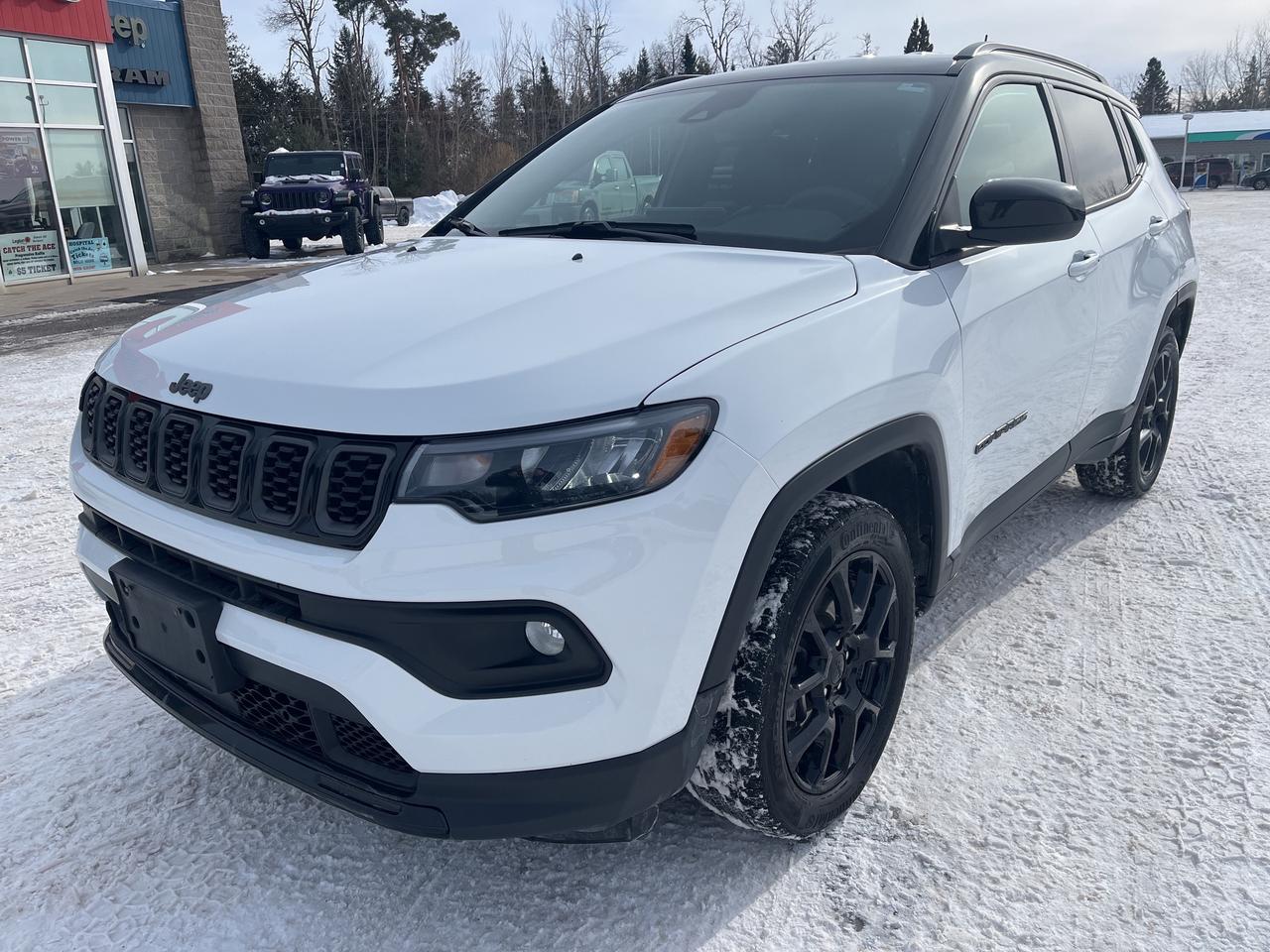 2024 Jeep Compass Altitude - Nav - Lane Departure Warning Photo0