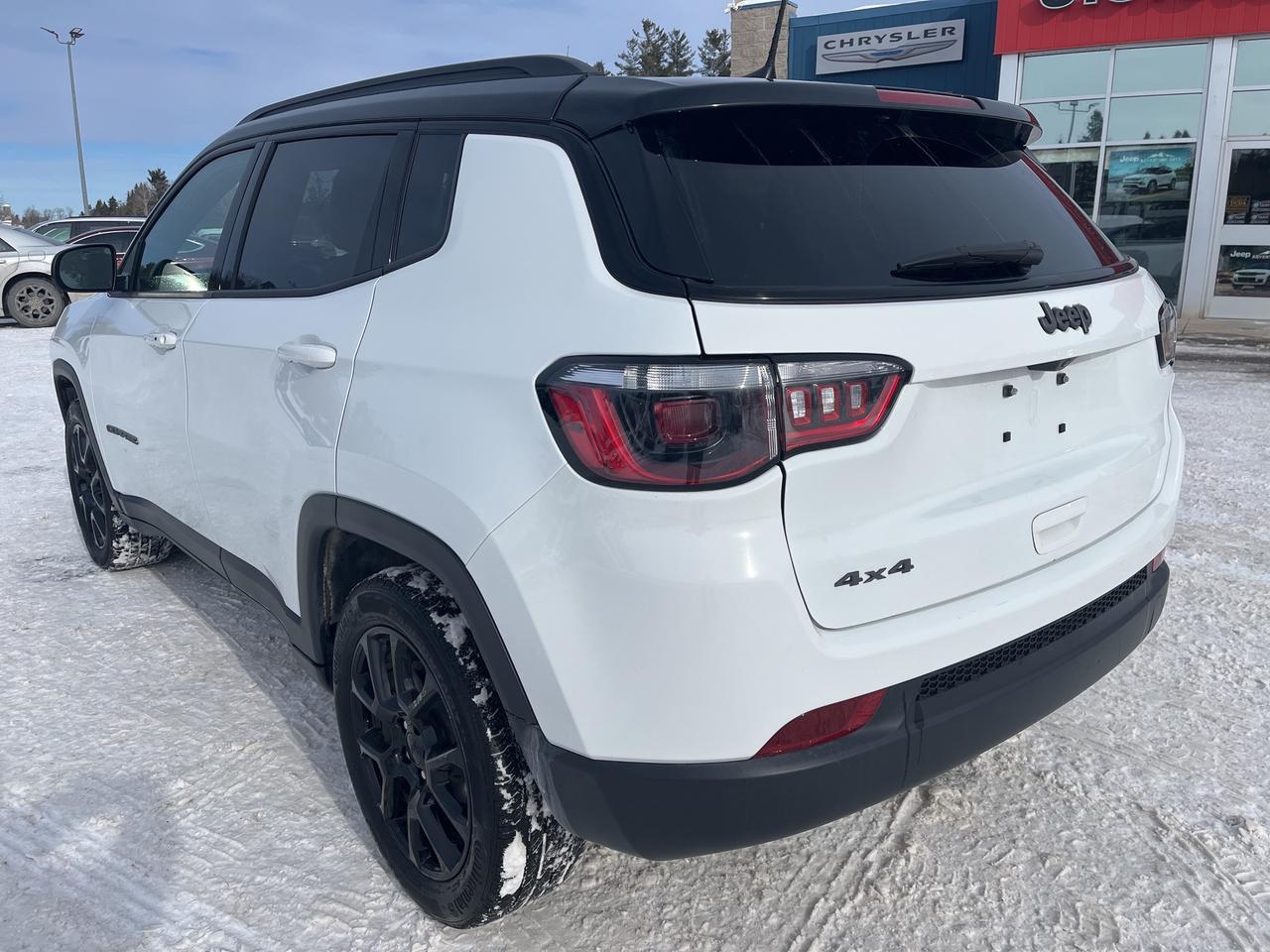 2024 Jeep Compass Altitude - Nav - Lane Departure Warning Photo