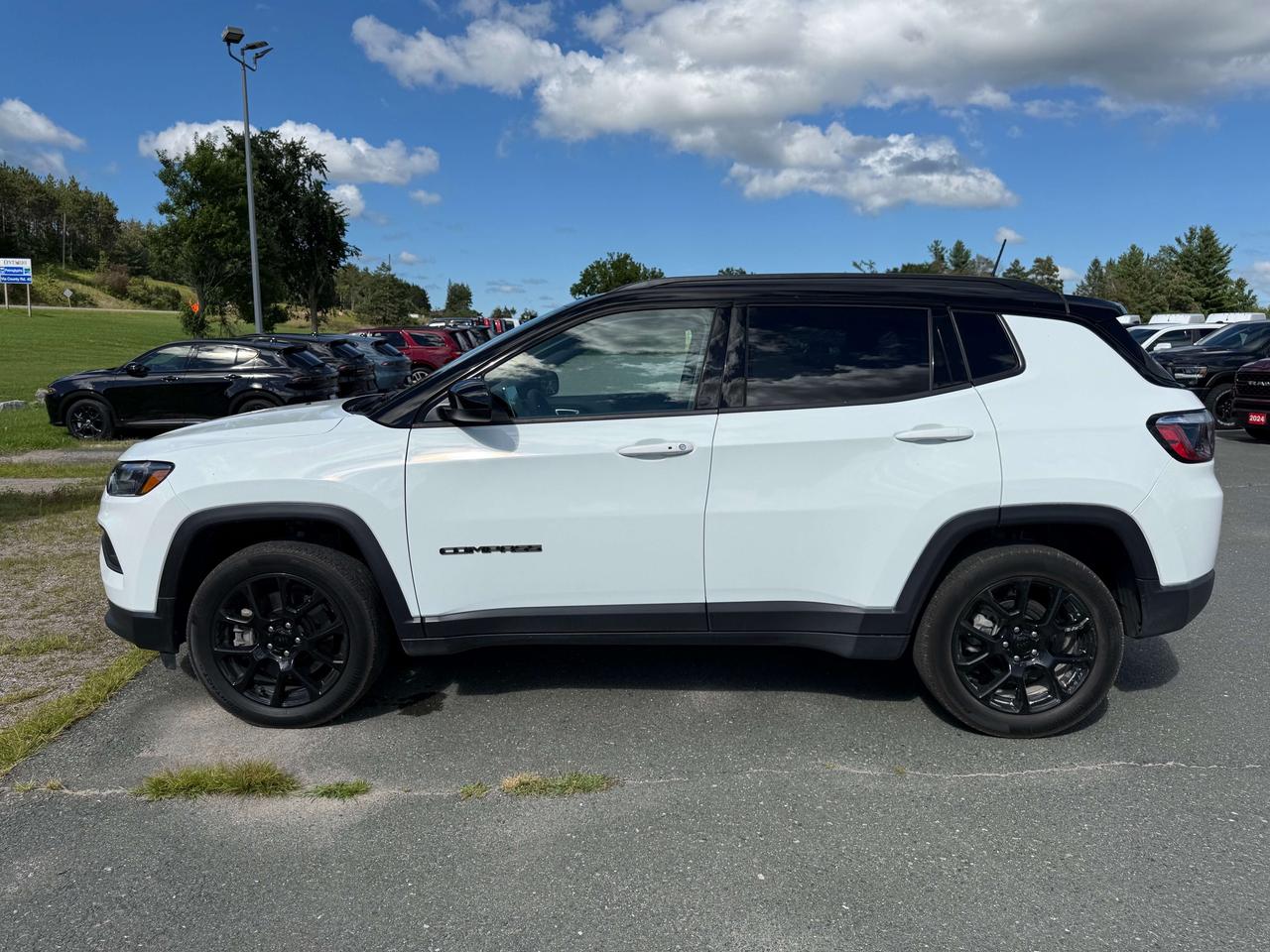 2024 Jeep Compass Altitude - Nav - Lane Departure Warning Photo5