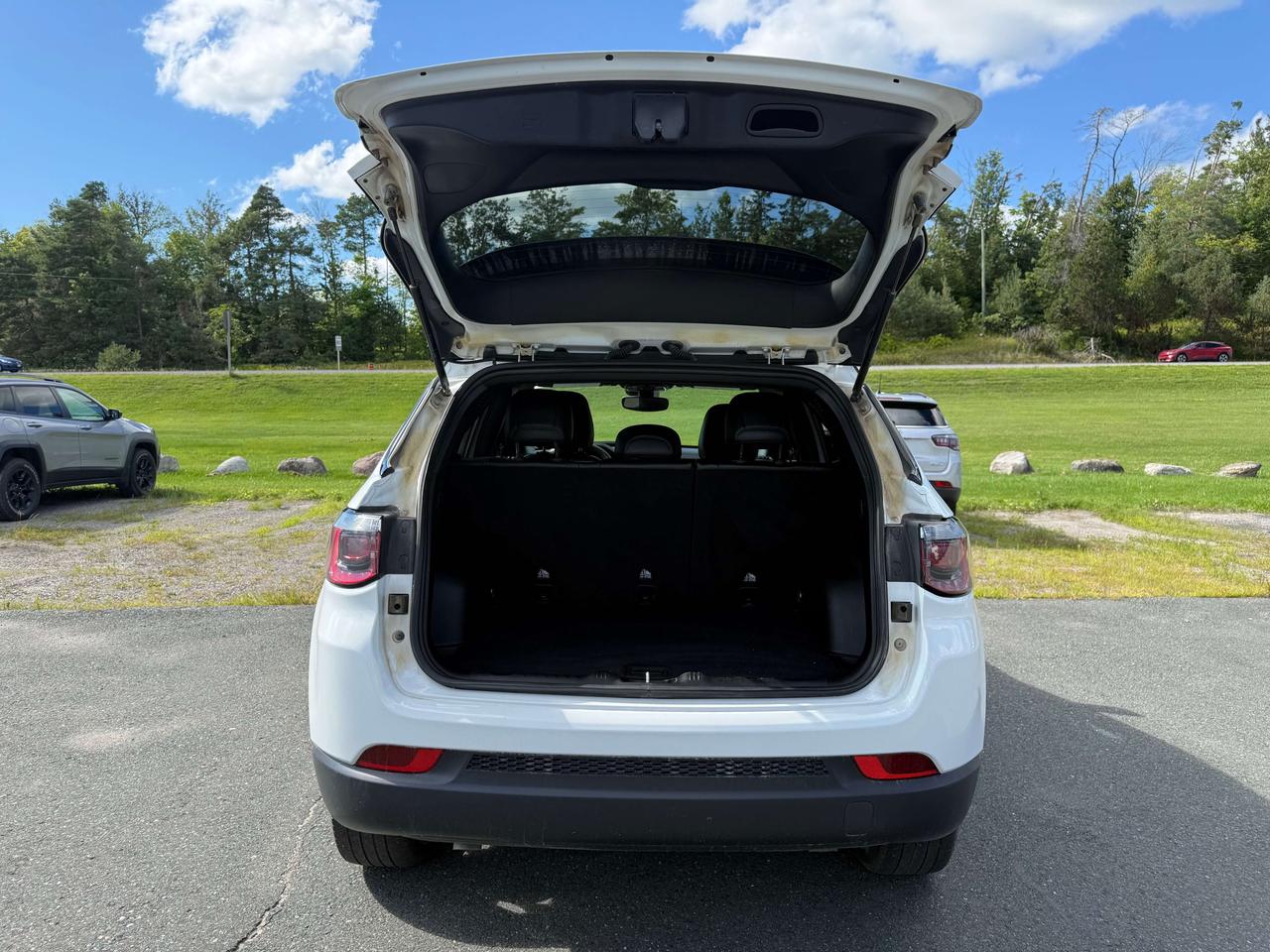 2024 Jeep Compass Altitude - Nav - Lane Departure Warning Photo