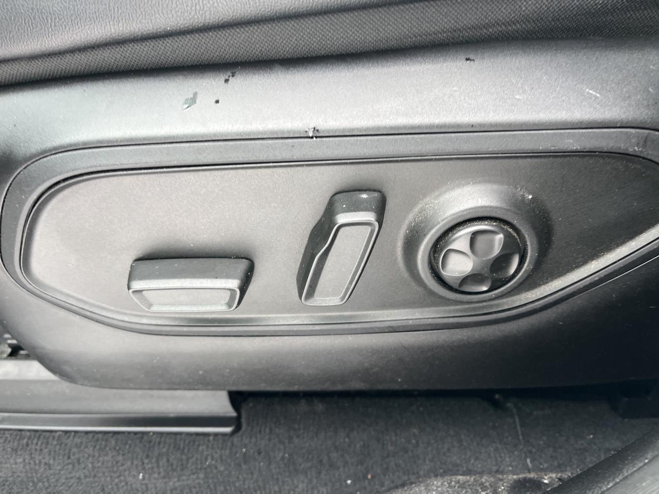 2024 Jeep Grand Cherokee Altitude - Htd Seats/Wheel - Adaptive Cruise Photo